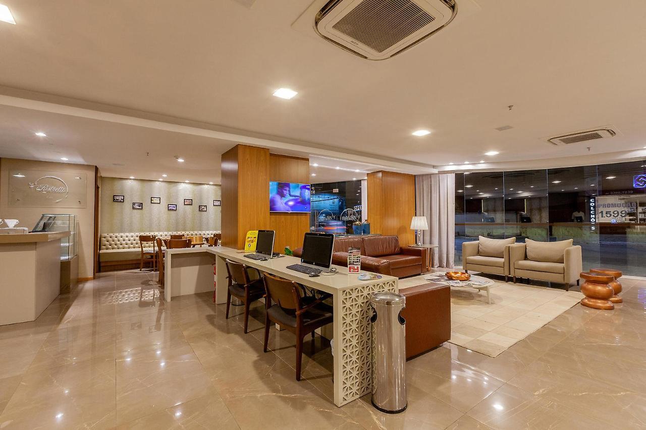 Tri Executive