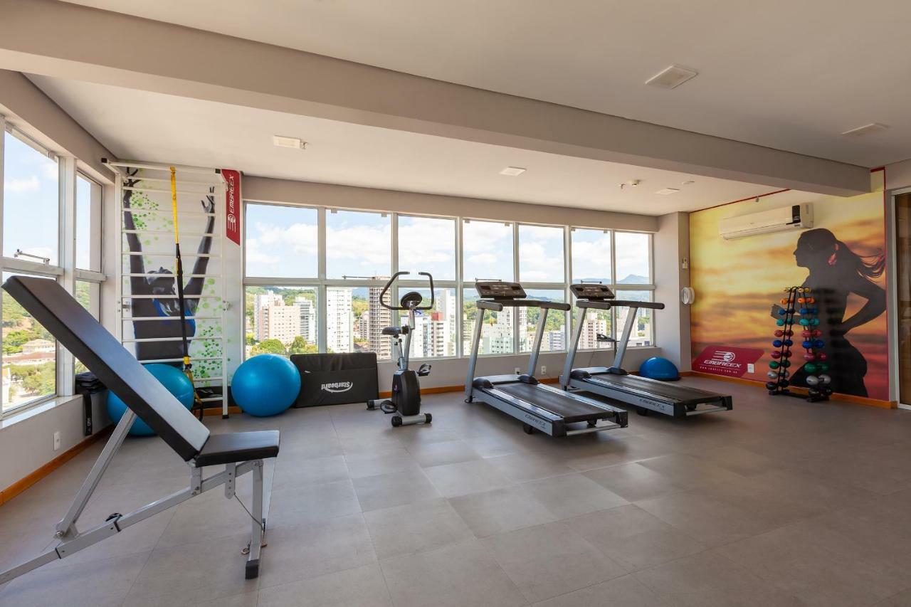 Tri Executive Hotel 4*