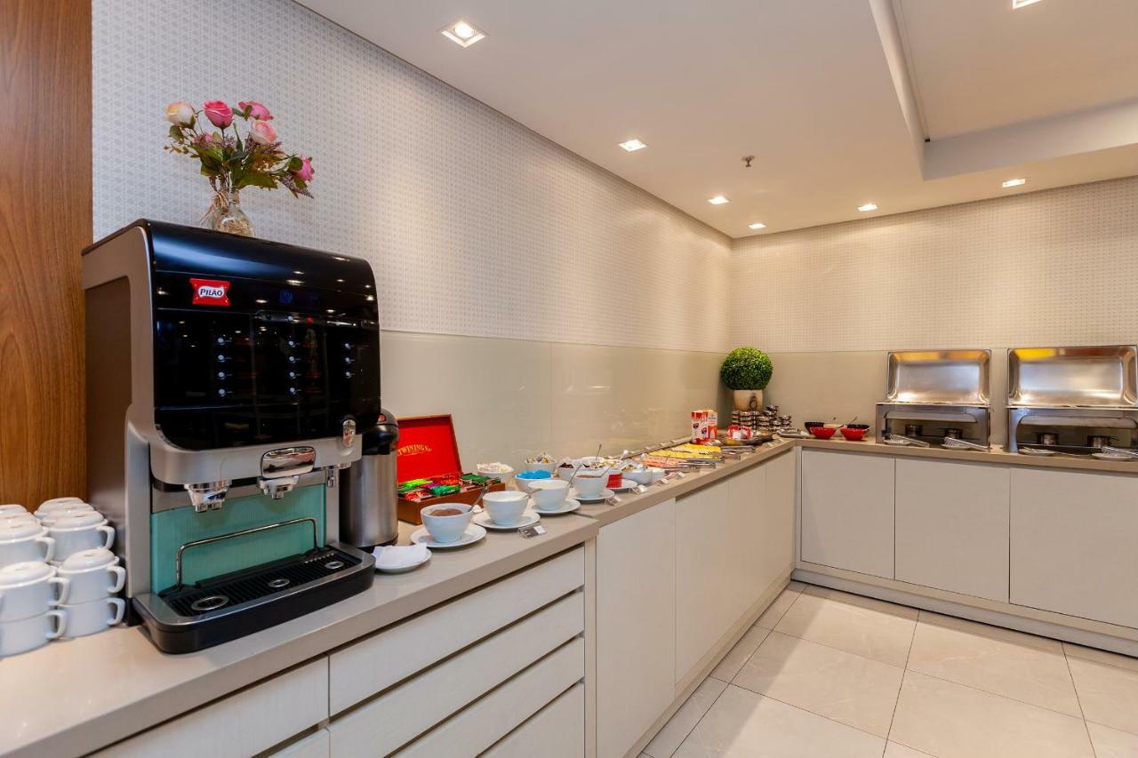 Tri Executive Hotel 4*